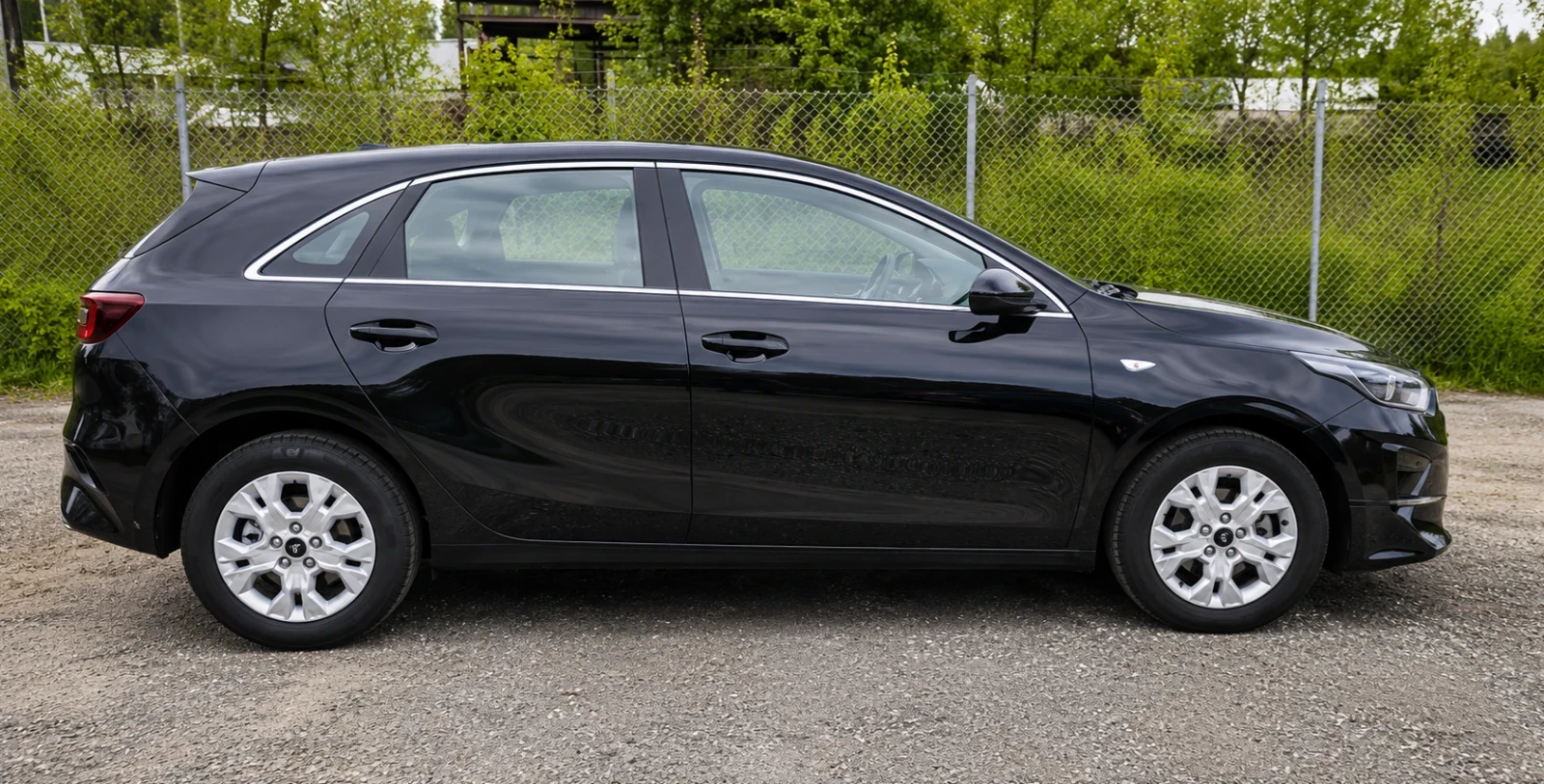 Kia Ceed GDI Автомат , 2800км , ГАРАНЦИЯ, снимка 2 - Автомобили и джипове - 54646508
