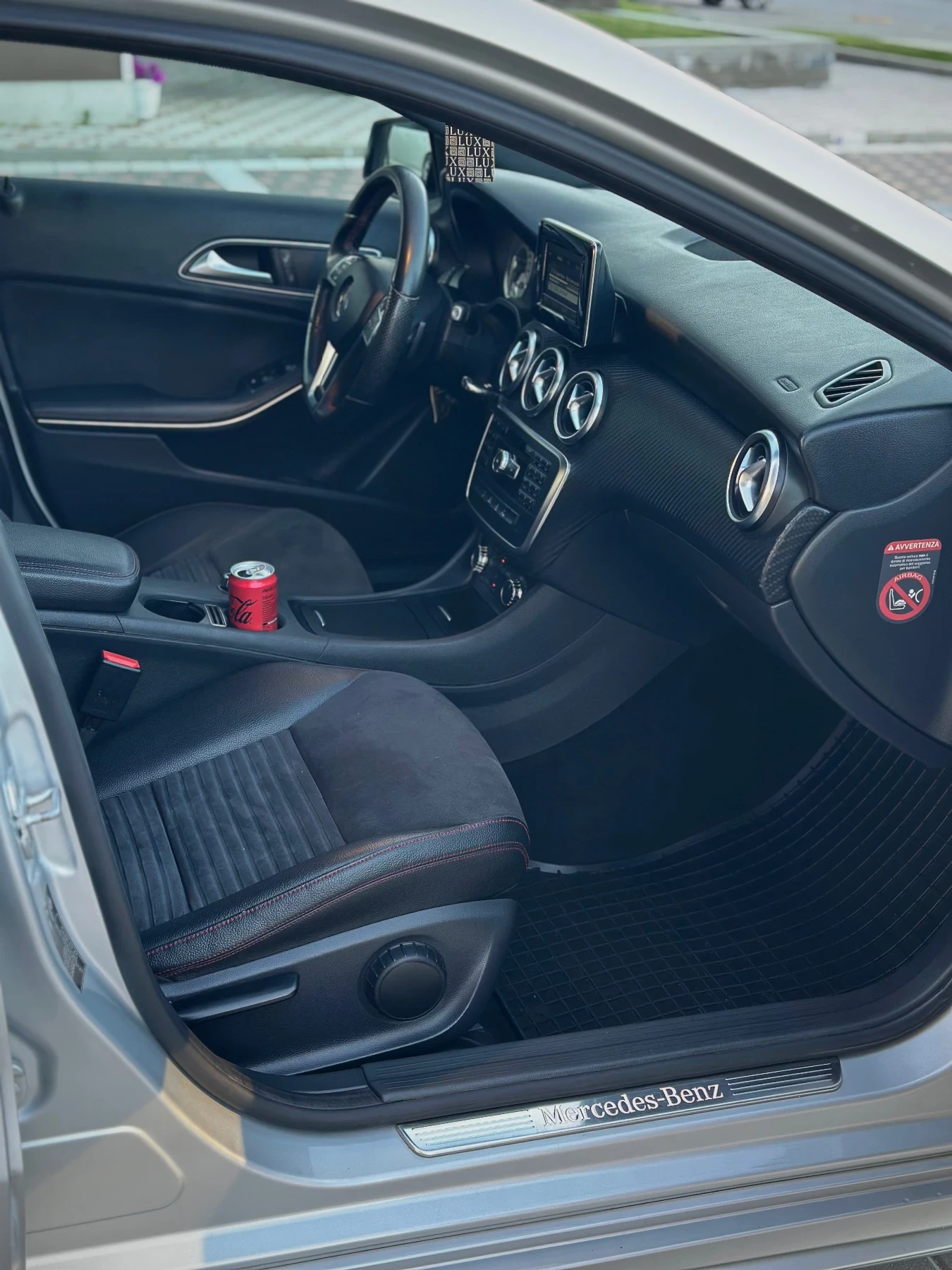Mercedes-Benz A 200 AMG, снимка 10 - Автомобили и джипове - 54723772