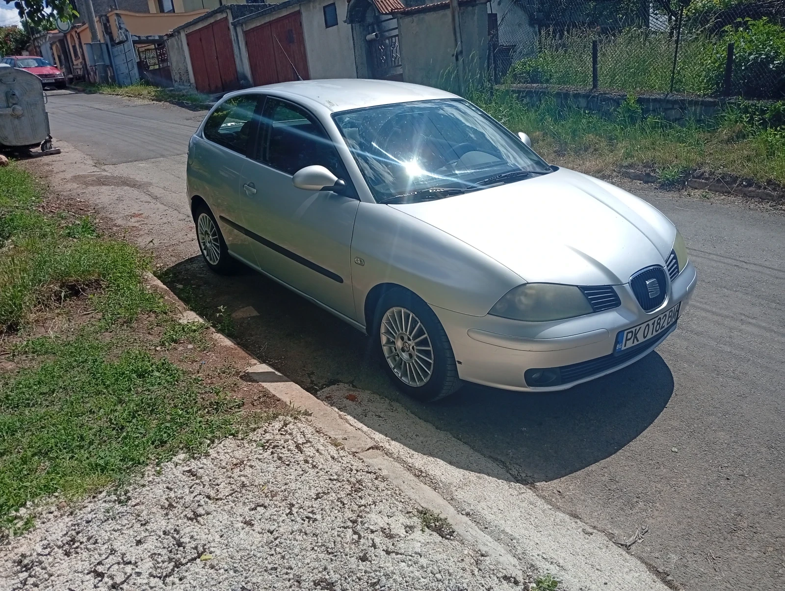 Seat Ibiza, снимка 2 - Автомобили и джипове - 54727500