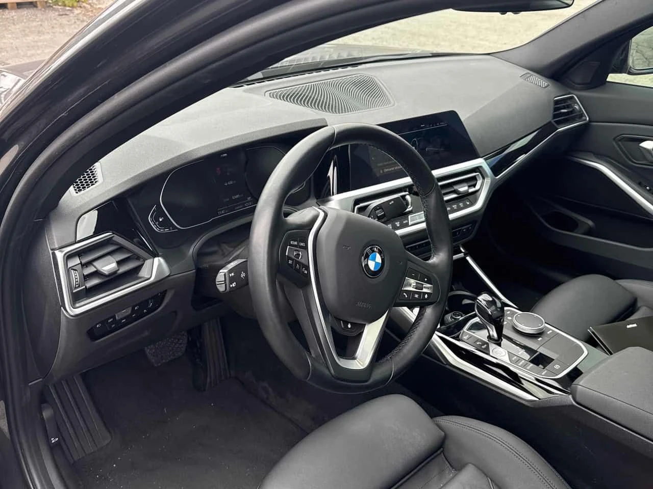 BMW 330 * xDrive * CARFAX * ПАНО * + ГУМИ, снимка 5 - Автомобили и джипове - 54813838