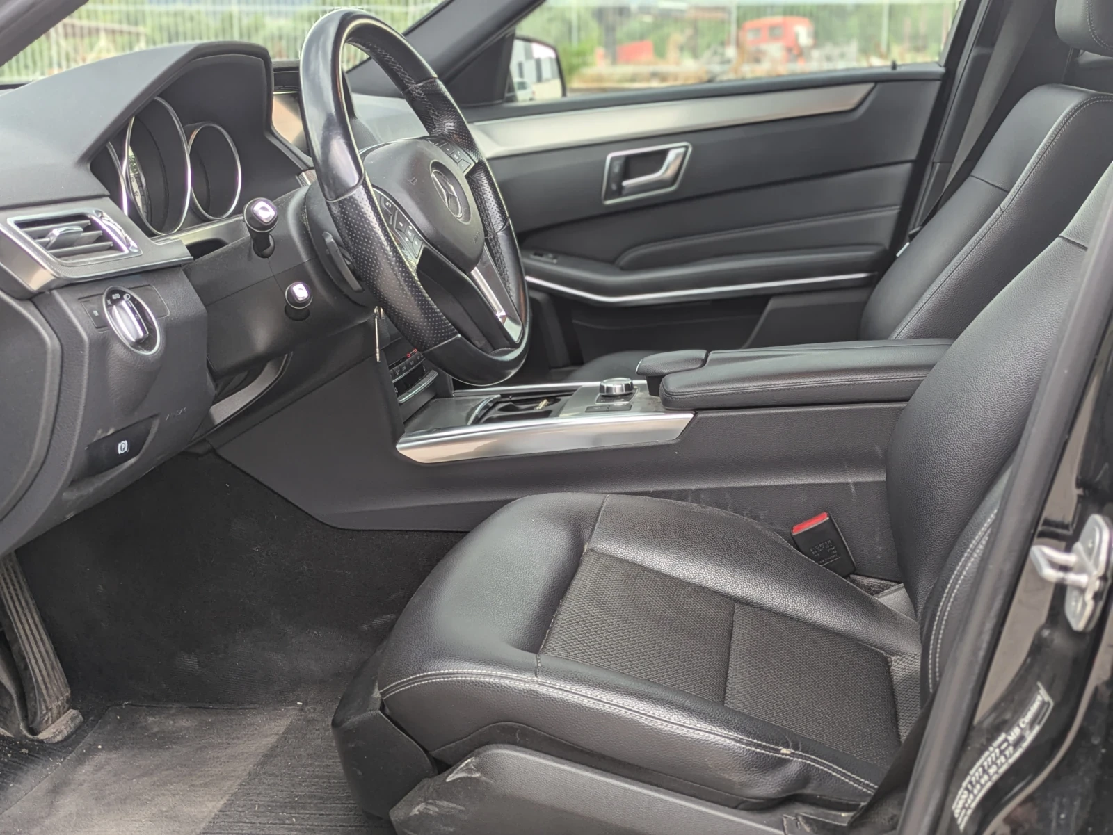 Mercedes-Benz E 250 CDI, снимка 14 - Автомобили и джипове - 55016652
