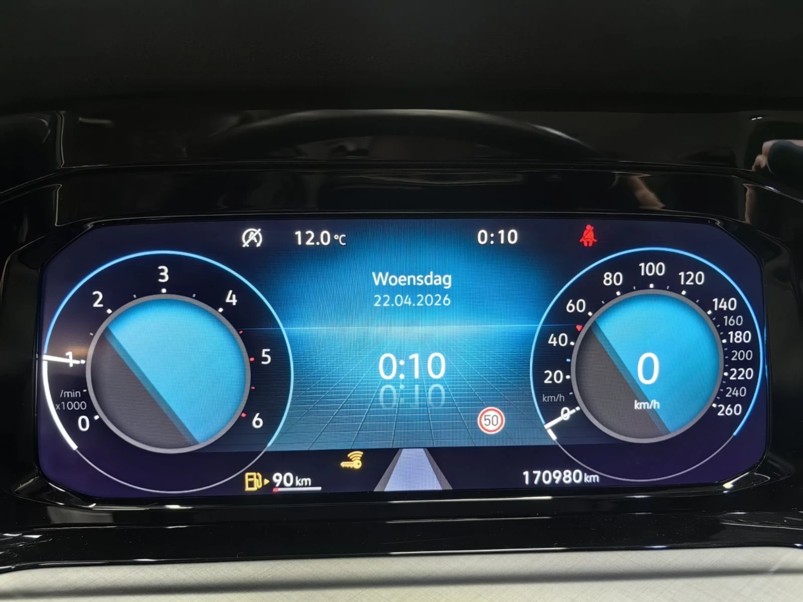 VW Golf 8* 2.0TDI* 116PS* DIGITAL* AUX* NAVI* 172000KM* TO, снимка 12 - Автомобили и джипове - 55022814