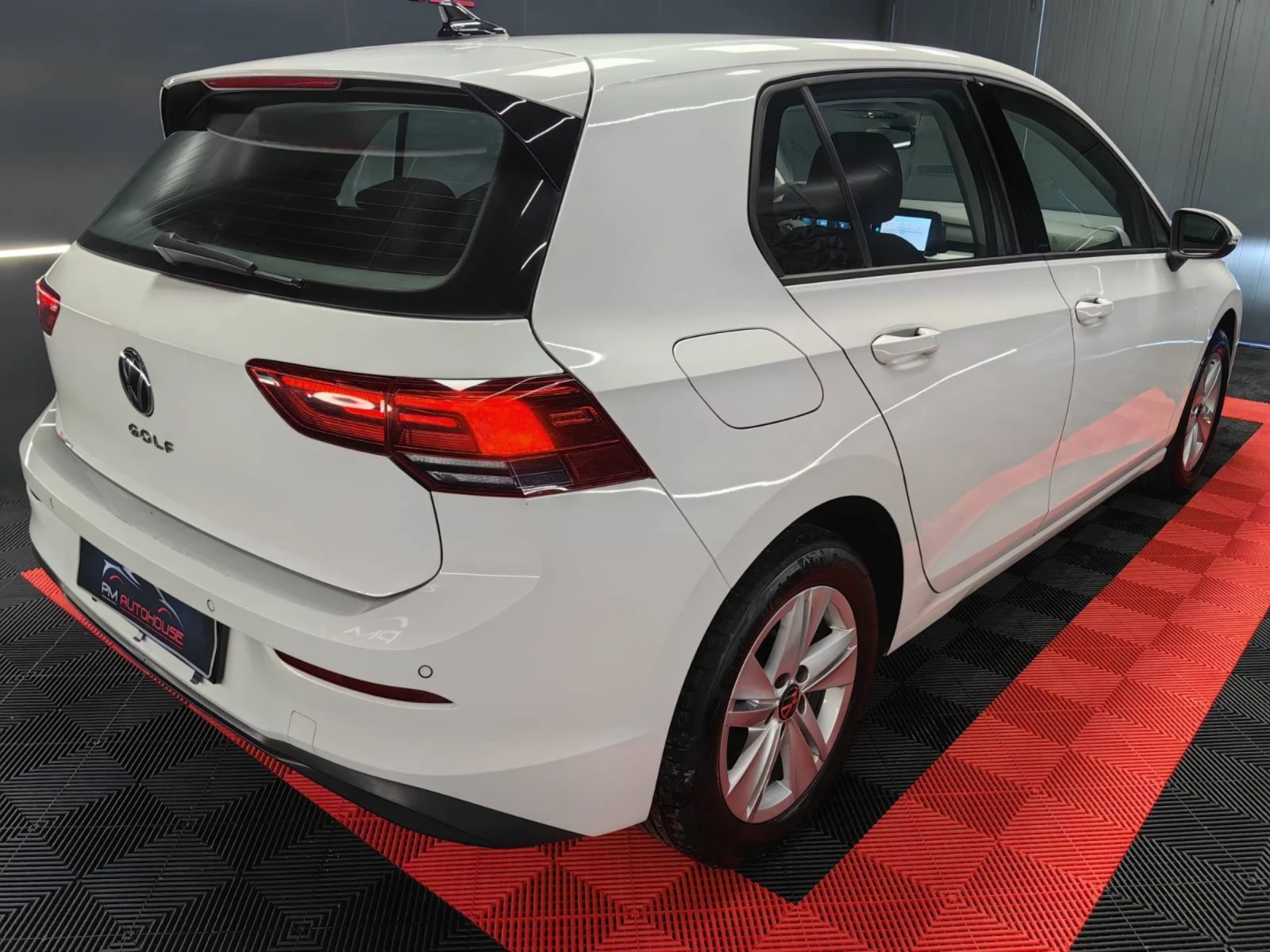 VW Golf 8* 2.0TDI* 116PS* DIGITAL* AUX* NAVI* 172000KM* TO, снимка 10 - Автомобили и джипове - 55022814
