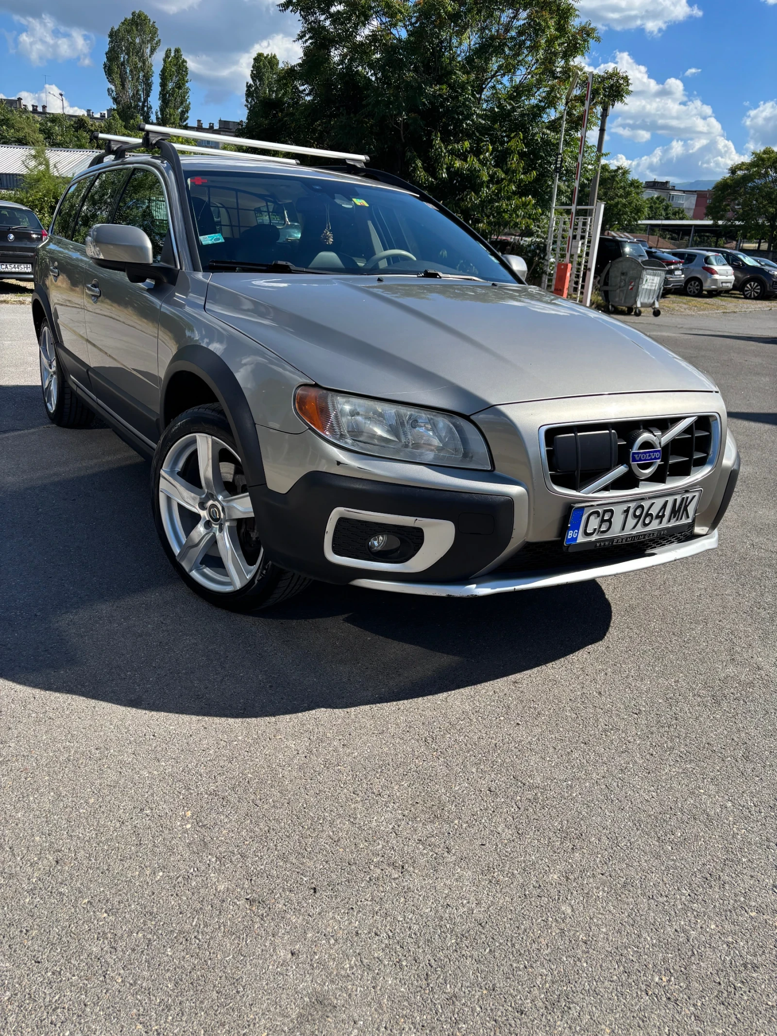 Volvo Xc70 D5, снимка 3 - Автомобили и джипове - 55308274