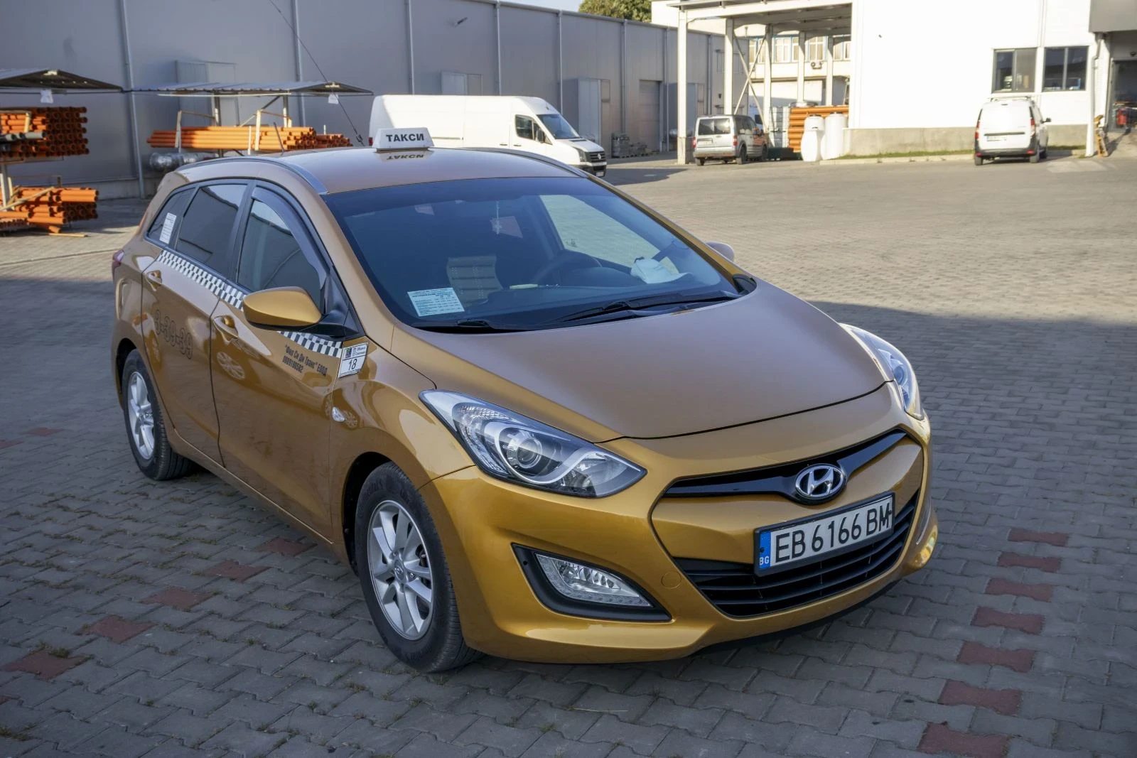 Hyundai I30 1.6 ГАЗ ИНЖ., снимка 7 - Автомобили и джипове - 56235911