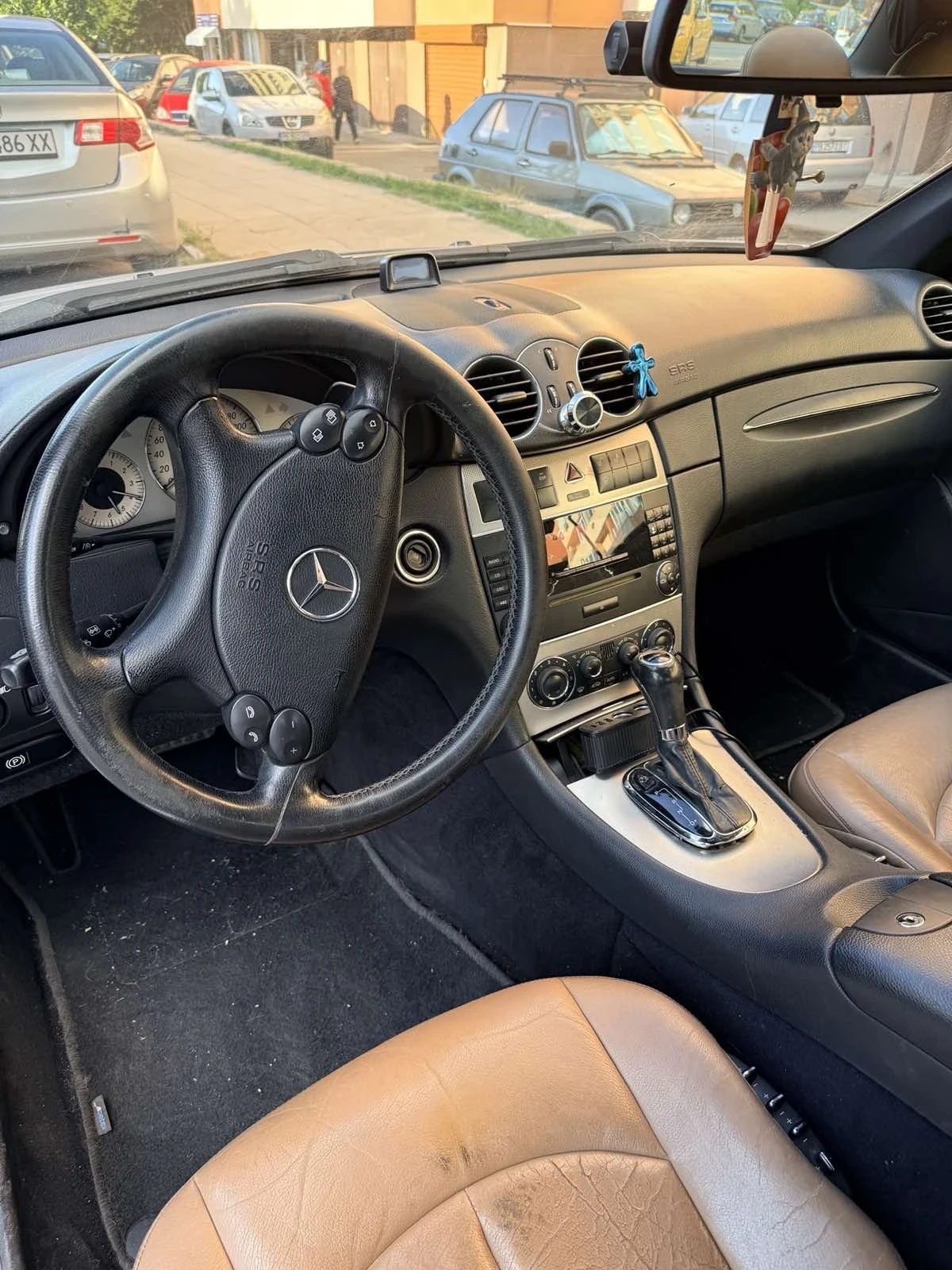 Mercedes-Benz CLK, снимка 9 - Автомобили и джипове - 56368749