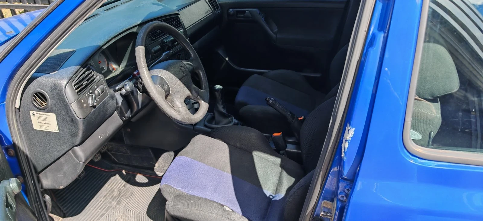 VW Golf TDi 110, снимка 13 - Автомобили и джипове - 56598255