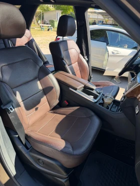 Mercedes-Benz ML 350 AMG / 4MATIC / DISTRONIC / ОБДУХВАНЕ / ПАНОРАМА / , снимка 12