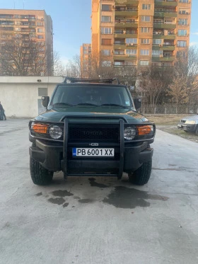 Toyota Fj cruiser 4.0L V6 4x4, снимка 3