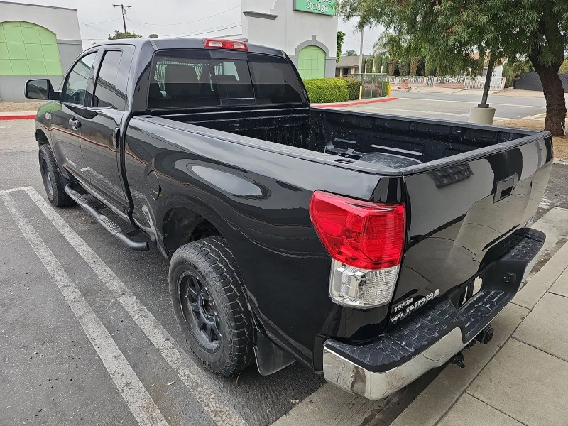 Toyota Tundra Extended Cab Short Bed, снимка 4 - Автомобили и джипове - 47691029