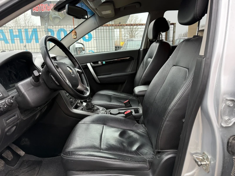 Chevrolet Captiva 2.2d/KOJA/NAVI/KAMERA, снимка 10 - Автомобили и джипове - 48219523