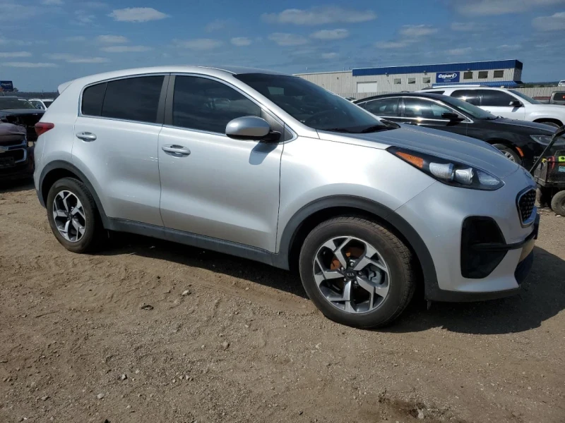 Kia Sportage, снимка 4 - Автомобили и джипове - 48726436