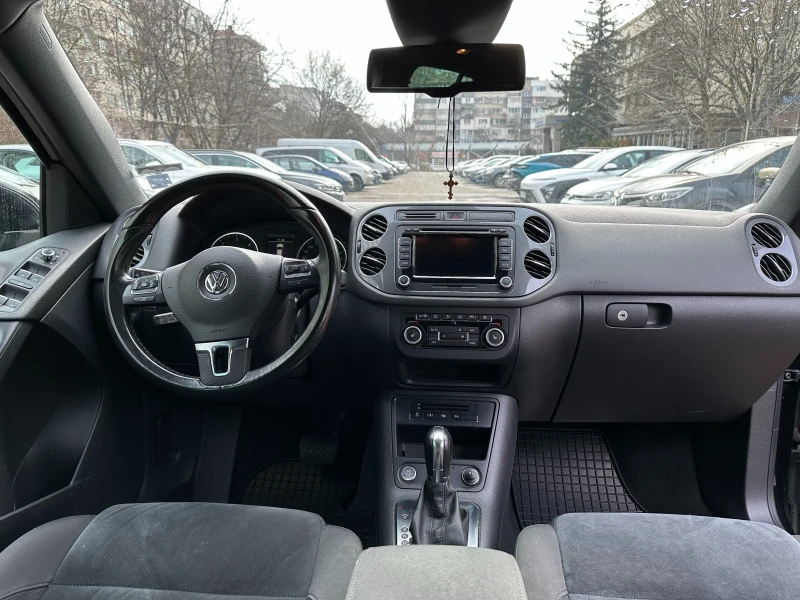 VW Tiguan, снимка 15 - Автомобили и джипове - 49137603