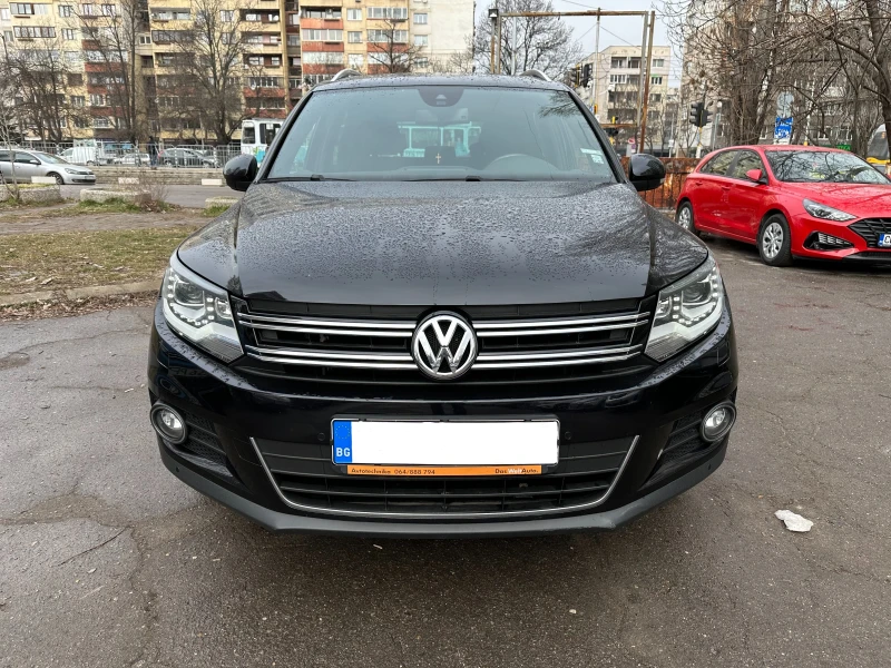 VW Tiguan, снимка 2 - Автомобили и джипове - 49137603