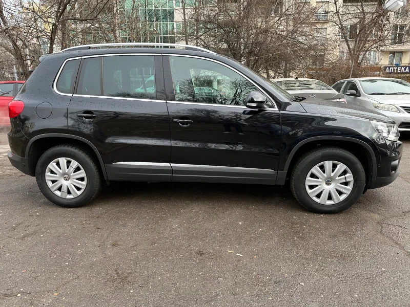 VW Tiguan, снимка 4 - Автомобили и джипове - 49137603