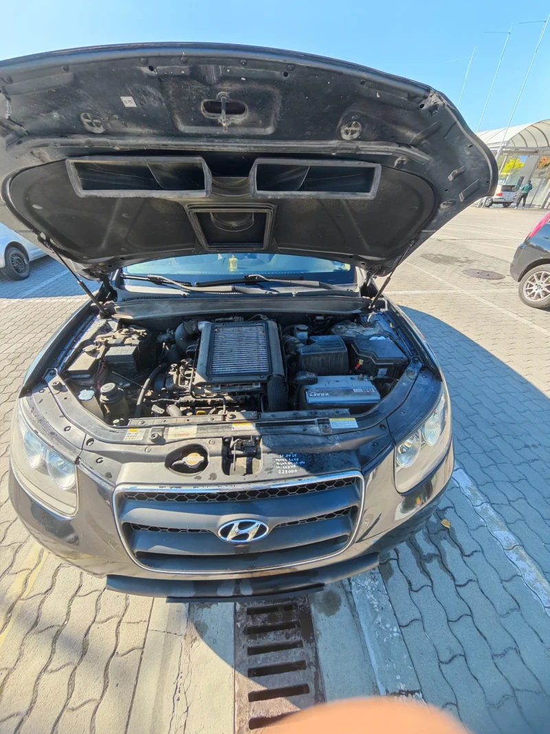 Hyundai Santa fe, снимка 15 - Автомобили и джипове - 51941552