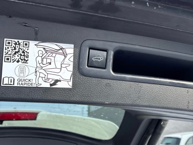 Toyota Highlander * Hybrid Limited * CARFAX * БЕЗ ПЪРВОНАЧАЛНА ВНОСК, снимка 15 - Автомобили и джипове - 52877830