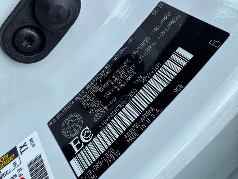 Toyota Highlander * Hybrid Limited * CARFAX * БЕЗ ПЪРВОНАЧАЛНА ВНОСК, снимка 10 - Автомобили и джипове - 52877830