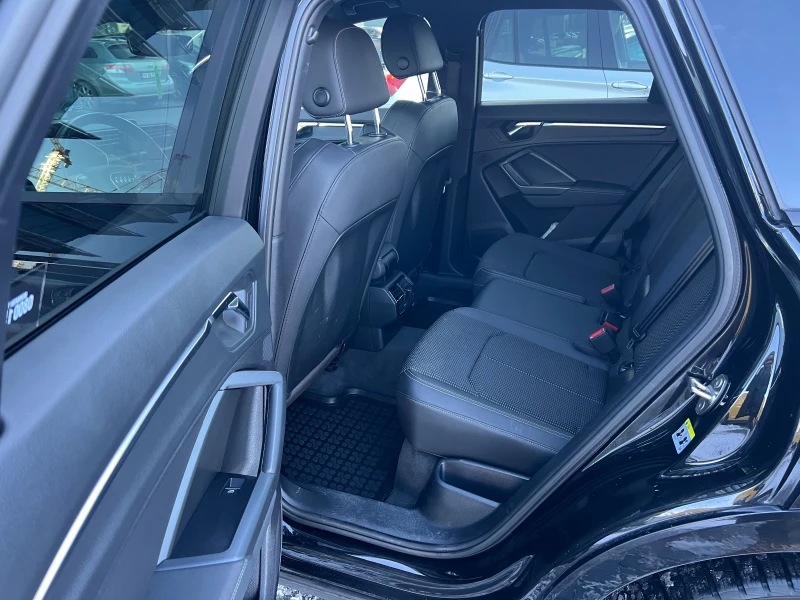 Audi Q3 40 TFSI Quattro S line, снимка 10 - Автомобили и джипове - 53083932
