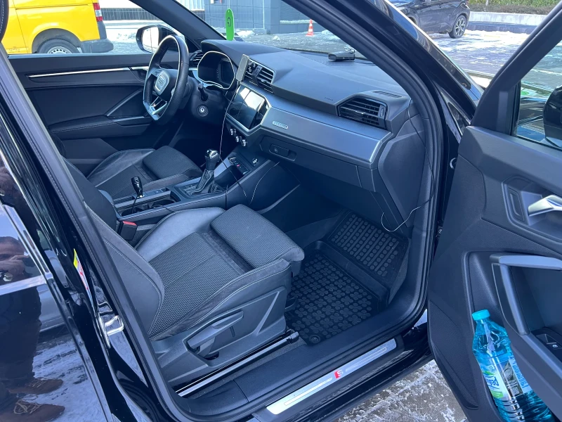 Audi Q3 40 TFSI Quattro S line, снимка 9 - Автомобили и джипове - 53083932