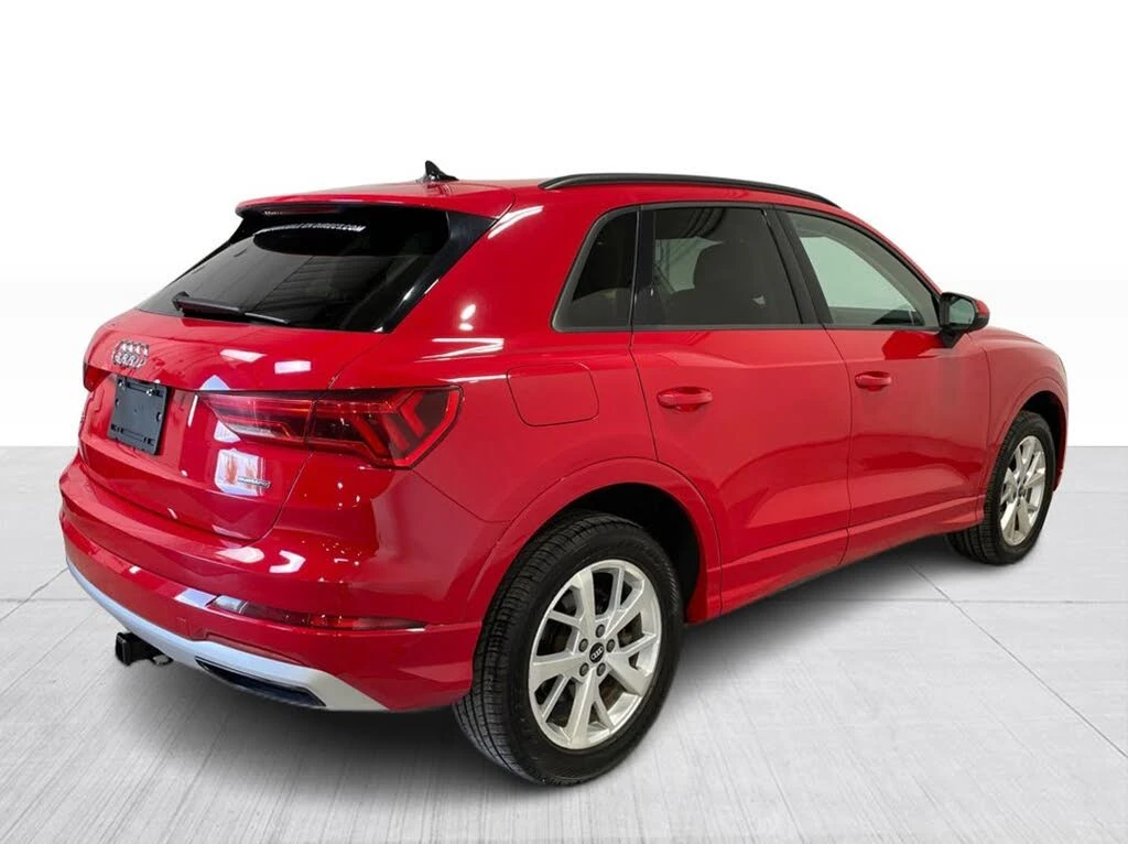 Audi Q3 quattro Komfort 40 TFSI* КАМЕРА* МЪРТВАТОЧКА* ПАНО - изображение 4