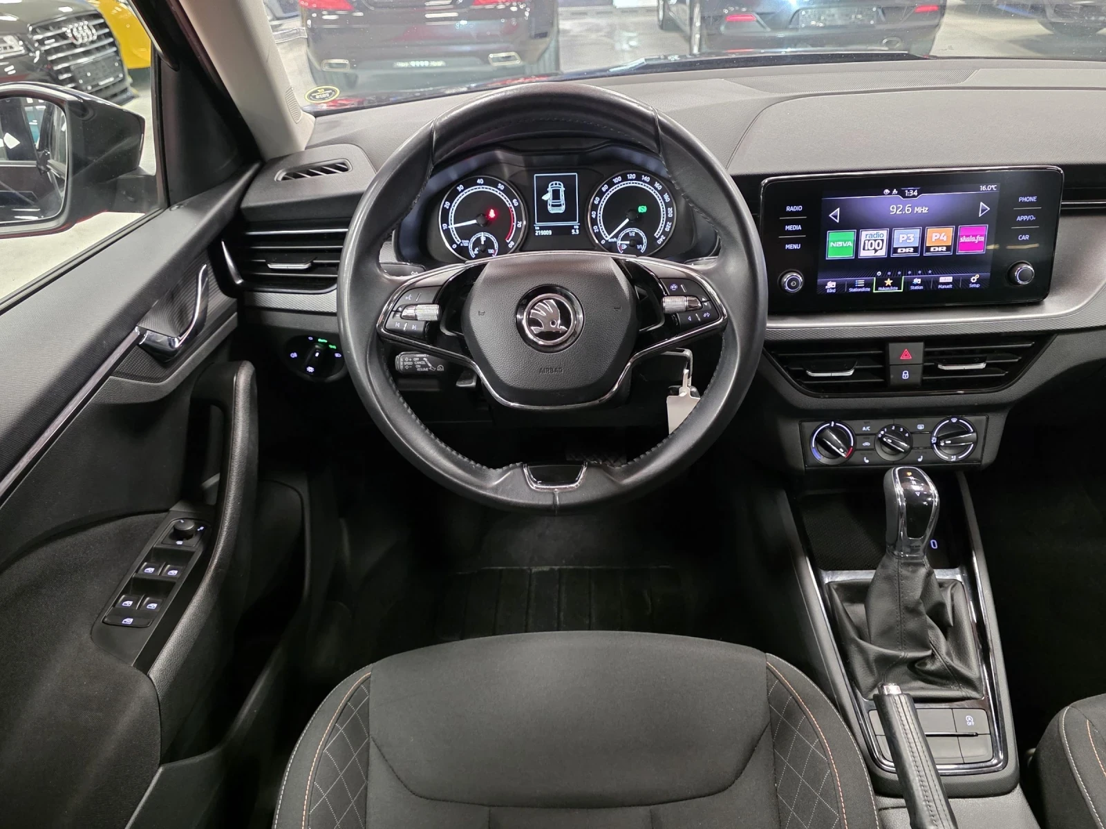 Skoda Kamiq Tour de France | DSG | 1.0 TSI, снимка 8 - Автомобили и джипове - 53752553