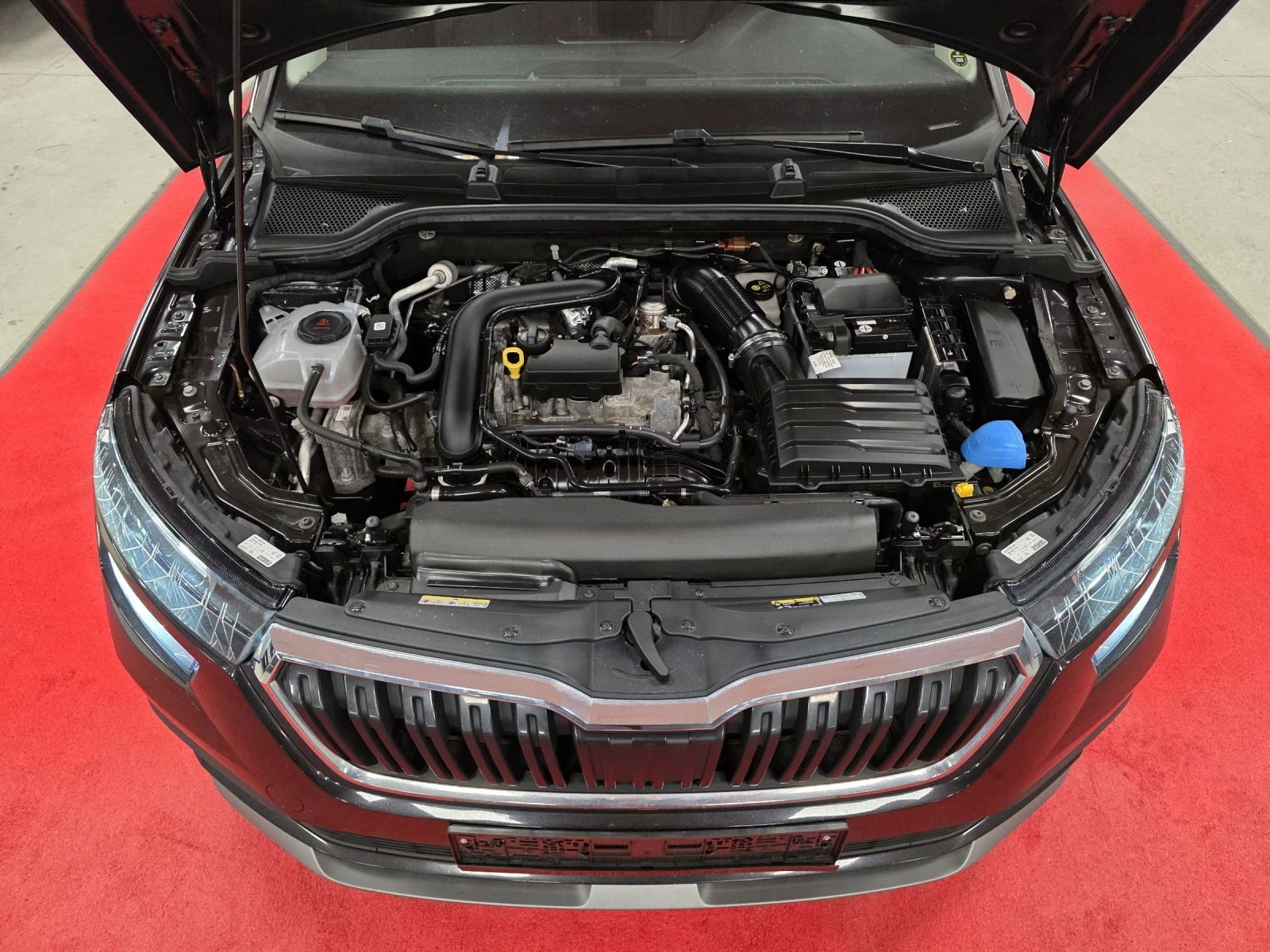 Skoda Kamiq Tour de France | DSG | 1.0 TSI, снимка 17 - Автомобили и джипове - 53752553