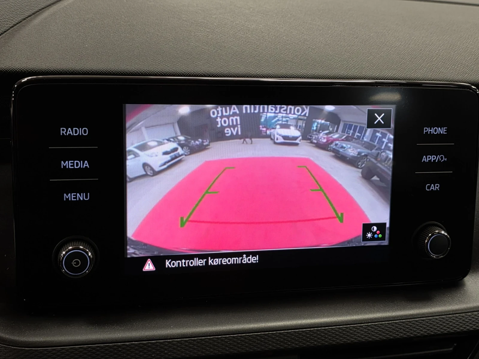 Skoda Kamiq Tour de France | DSG | 1.0 TSI, снимка 13 - Автомобили и джипове - 53752553