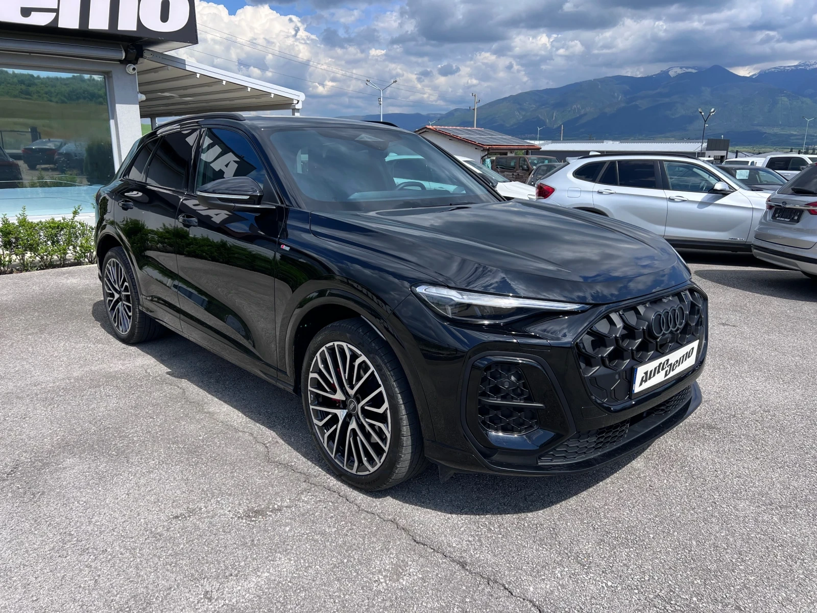 Audi Q5 S-Line* B&O* FULL, снимка 3 - Автомобили и джипове - 54626762