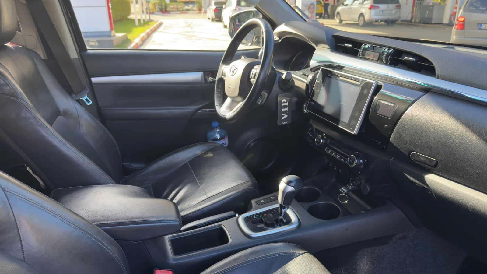 Toyota Hilux, снимка 8 - Автомобили и джипове - 54688477