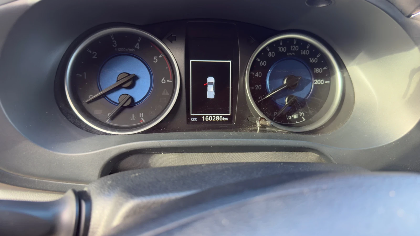 Toyota Hilux, снимка 9 - Автомобили и джипове - 54688477