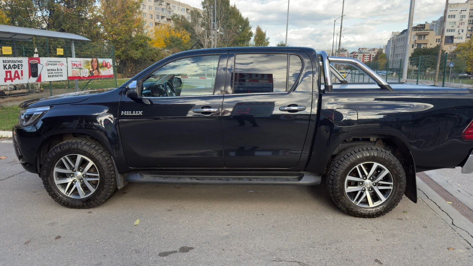 Toyota Hilux, снимка 3 - Автомобили и джипове - 54688477