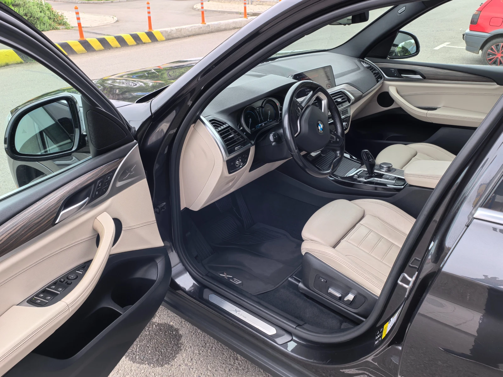 BMW X3  xDrive30i, снимка 8 - Автомобили и джипове - 54803834