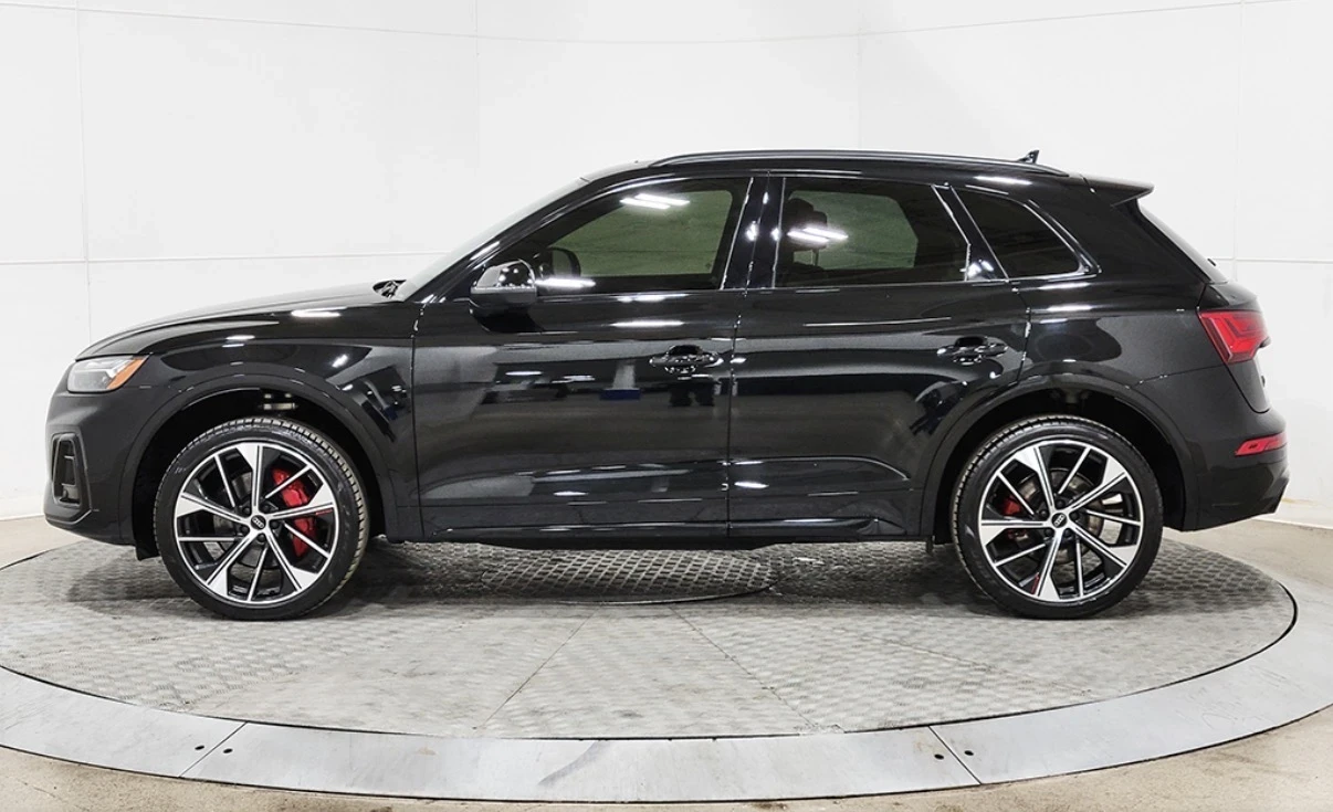 Audi SQ5 3.0T * TECHNIK * ПАНОРАМА * 360 КАМЕРА * CARPLAY *, снимка 4 - Автомобили и джипове - 54856918