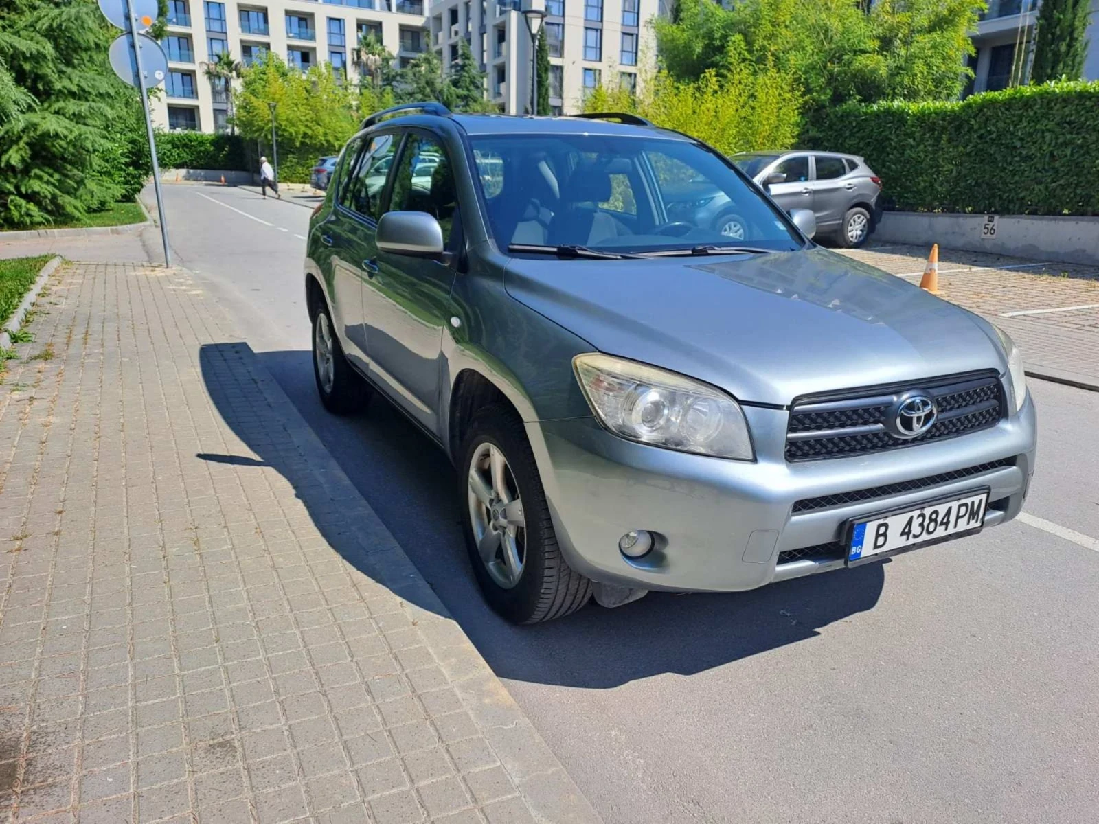 Toyota Rav4 2.0 VVTI, снимка 2 - Автомобили и джипове - 55371973