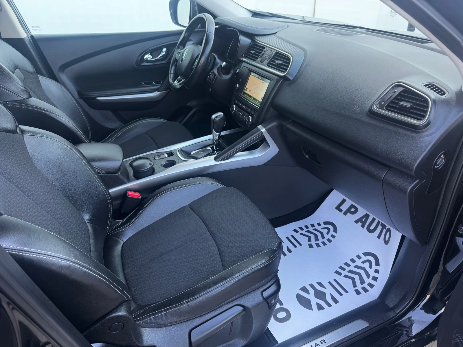 Renault Kadjar * 1.5Dci* 110к.с* Hypnotic* , снимка 9 - Автомобили и джипове - 55733633