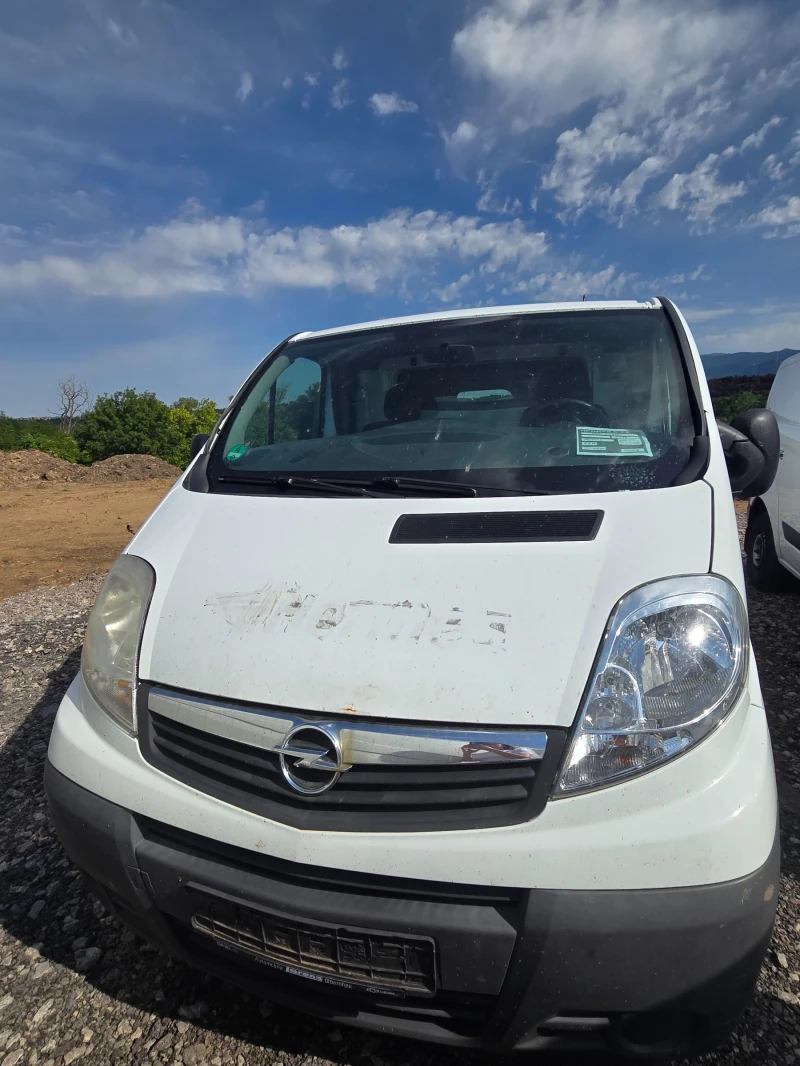 Opel Vivaro, снимка 3 - Бусове и автобуси - 52501186