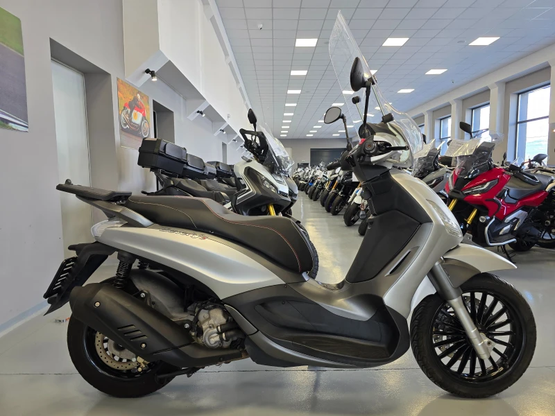 Piaggio Beverly S 300ie, ABS-ASR, 2018г., снимка 2 - Мотоциклети и мототехника - 51271223