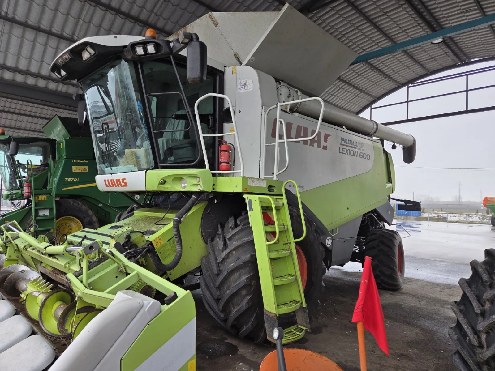 Комбайн Claas Lexion 600, снимка 2 - Селскостопанска техника - 53707783