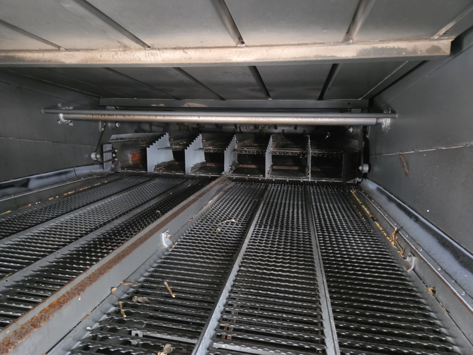 Комбайн Claas Lexion 600, снимка 5 - Селскостопанска техника - 53707783