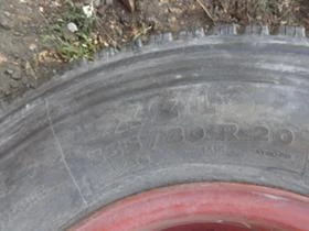 Гуми, снимка 5