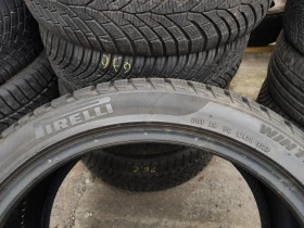 Гуми Зимни 235/40R19, снимка 6