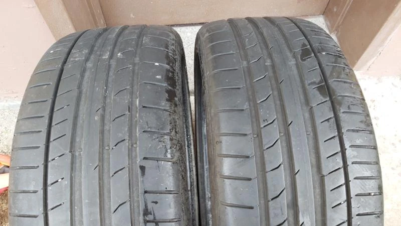 Гуми Летни 225/40R18, снимка 1 - Гуми и джанти - 27926715