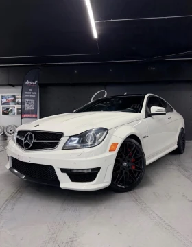Mercedes-Benz C 63 AMG P31 * FACELIFT * ПАНОРАМА * CARFAX * , снимка 3