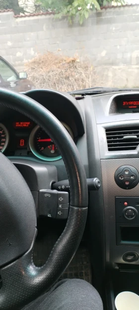 Обява за продажба на Renault Megane ~2 850 лв. - изображение 2 | Auto.bg Обява за продажба на Renault Megane ~2 850 лв. - изображение 2
