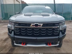 Chevrolet Silverado 1500* 4WD* ZR2* VANDALISM  - 31000 € / 60630.73 лв. - 78149262 2