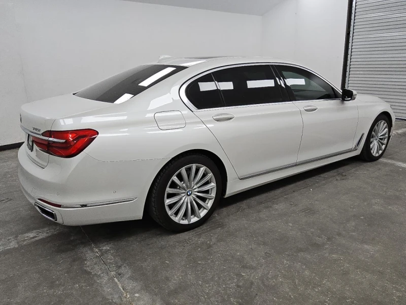 BMW 740 2017 BMW 740 I, снимка 4 - Автомобили и джипове - 47366848