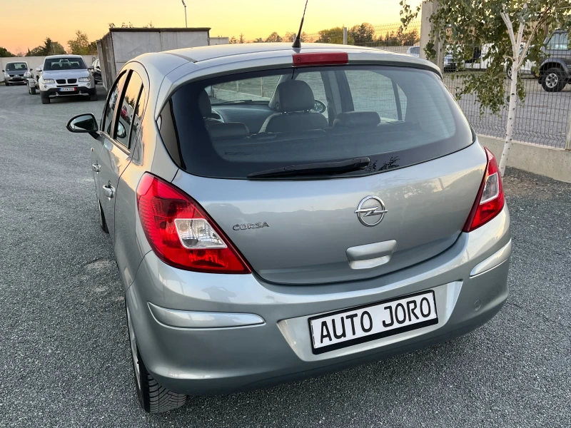 Opel Corsa 1.2i Facelift-Газов Инжекцион, снимка 3 - Автомобили и джипове - 47663437