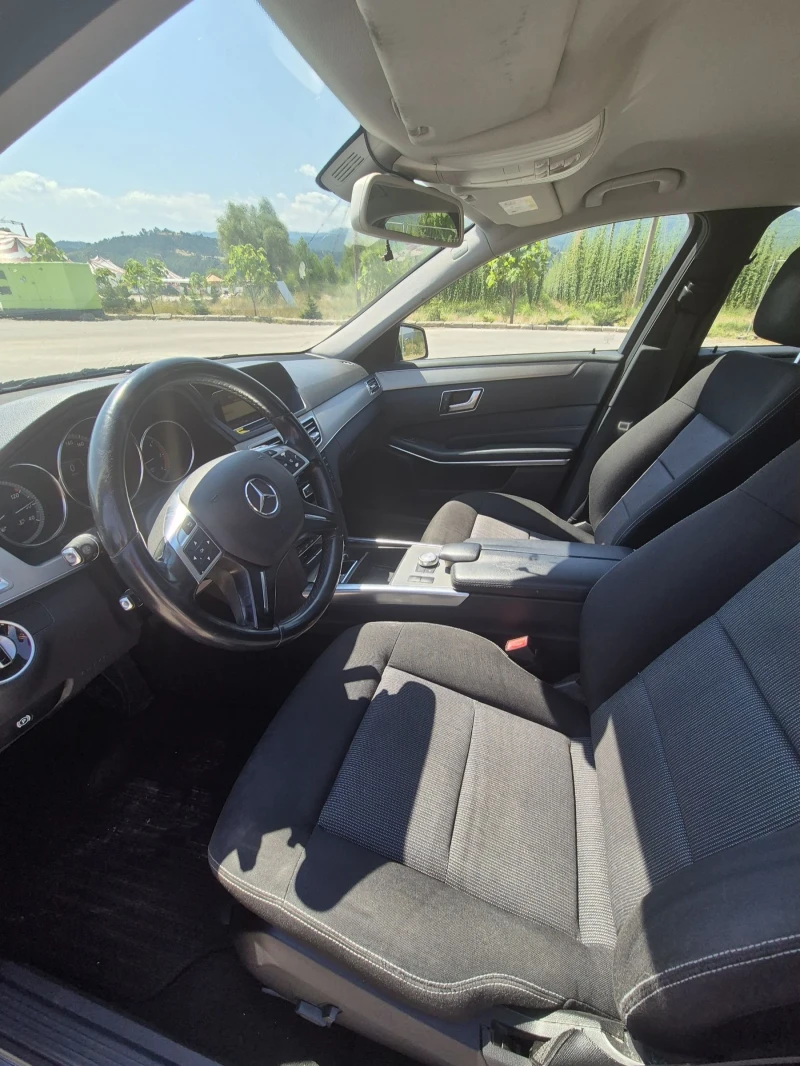 Mercedes-Benz E 200 2.0, снимка 15 - Автомобили и джипове - 48380472