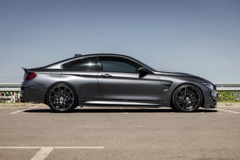 BMW M4 Competition F82, снимка 7 - Автомобили и джипове - 52555499